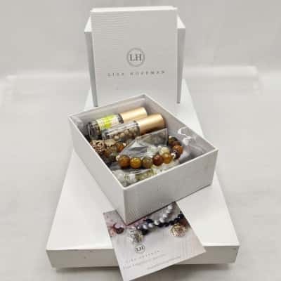 The Perfect Gift New Double Set Of Lisa Hoffman Fragrance Jewellery Featuring 2 Polished Gemstone Bracelets With Fragrance Beads