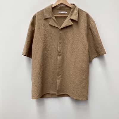 Zara Womens  Size M  short sleeve Blouse  light brown/camel coloured