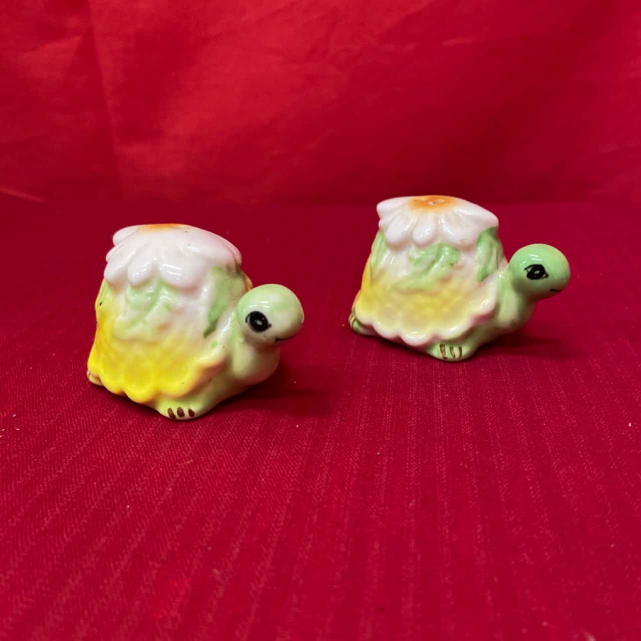 Vintage Turtle Salt and Pepper Shakers