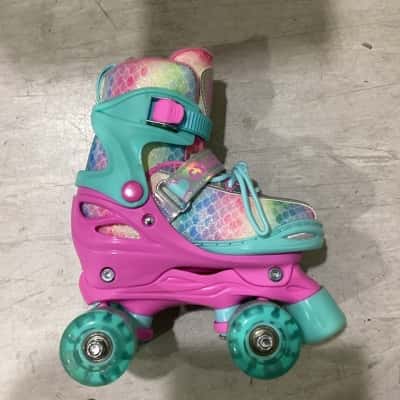 Cyclops light up kids roller skates
