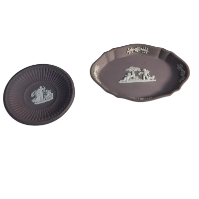 Wedgwood Oval Dish Approx 11.5 x 8cm and Round Dish Approx 8cm dia as pictured