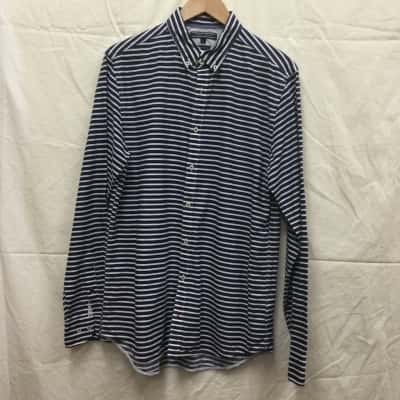 Tommy Hilfiger Mens  Size L Long Sleeve Shirt Striped 
