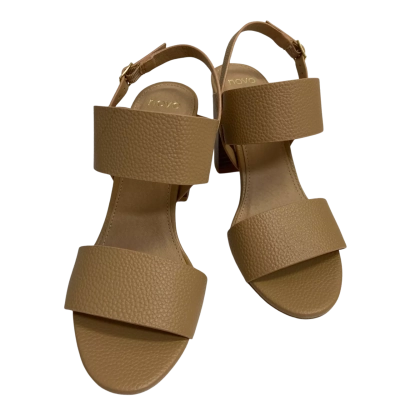 Novo Womens  Size 8 Heels Nude
