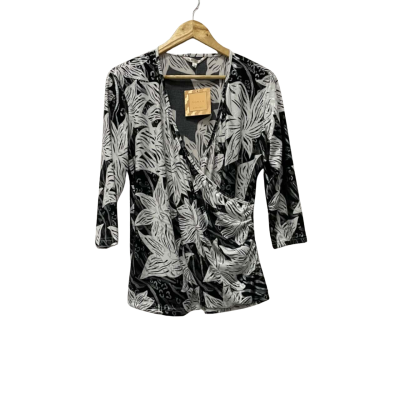 Noni B Womens  Size 16 3/4 Sleeve Shirt Black  / Silver / White 