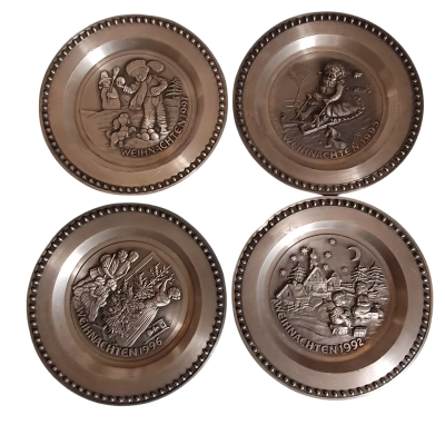 Weihnachten Pewter Plates - 1992, 1995, 1996 1997 (4 Total)