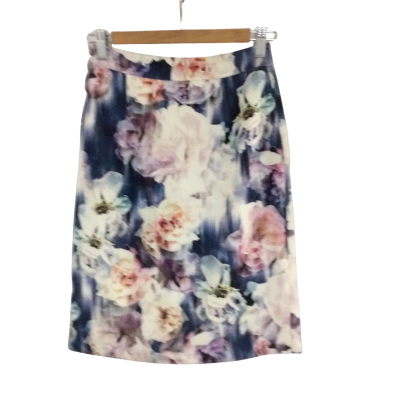 Alannah Hill Womens  Size 6 Pencil Skirt Floral 