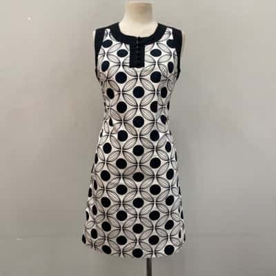 Tommy Hilfiger Womens  Size 10 / 12 Shift Dress Black  / Pattern / White 
