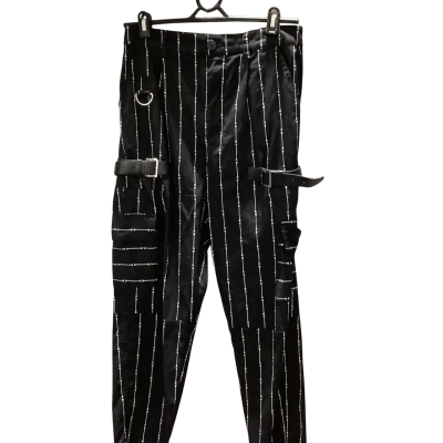 NWOT Black Friday Womens Size 30 Black  / White Funny Bone Pants