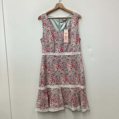 NEW - Review Falling Blossom Dress - Size 12 