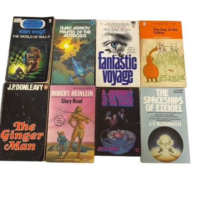 Misc lot of vintage Sci-fi books 17 total