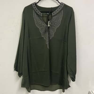 City Chic Womens  Size M 3/4 Sleeve Top Khaki 