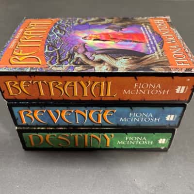 Fiona McIntosh - x3 Books in this Set - Betrayal, Revenge, Destiny