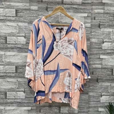 Fate & Becker Womens Size 16 Floral Top Blue / Peach 