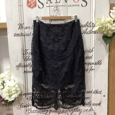 Thurley Brand! Womens  Size 10 A-Line Skirt Black  