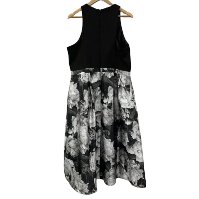 City Chic Womens  Size M Maxi Dress Black /White 