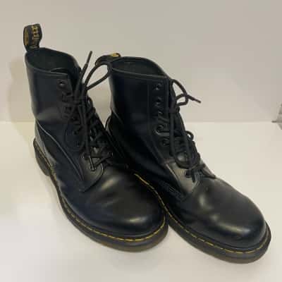 Dr Martens - 1460 - Mens US10 / Ladies US11