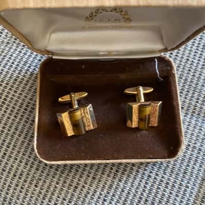 Vintage Hickok Mens Cufflinks Brushed Goldtone ametal with Tiger Eye Look Accents