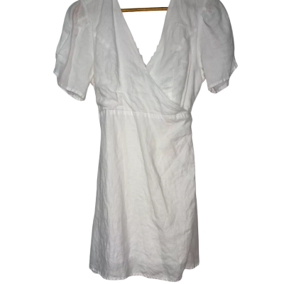 Hansen & Gretel Size M white linen Mini Wrap Dress 