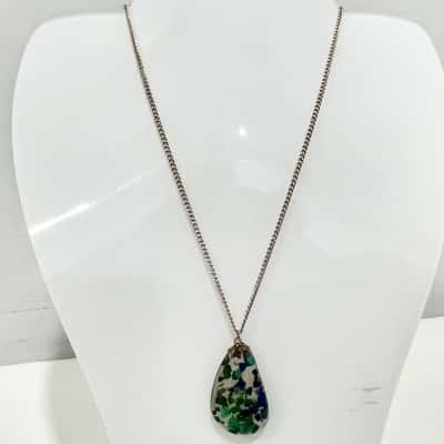 Vintage Teardrop Pendant Gemstone Chips 