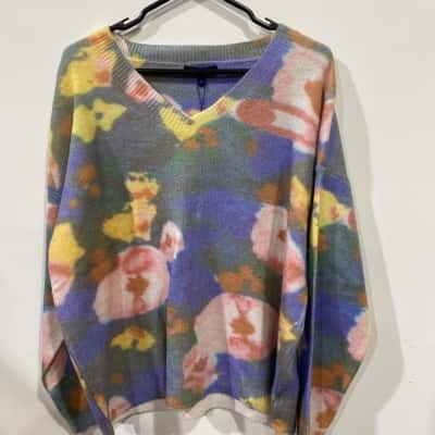 Gordon Smith Womens  V-Neck Jumper RRP$109