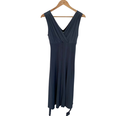 Review Womens  Size 8 Formal Dress / Midi Dress Blue 