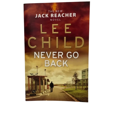 Jack Reacher soft cover novels by Lee Child x seven