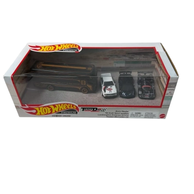 BNIB Hot wheels Premium Track day 