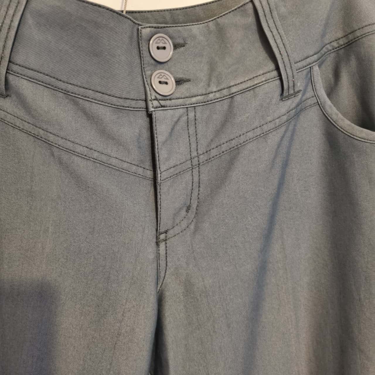 14 Straight Leg Blue / Grey pants