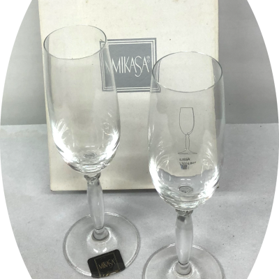 Mikasa Fluted Champagne Glasses Set of 2