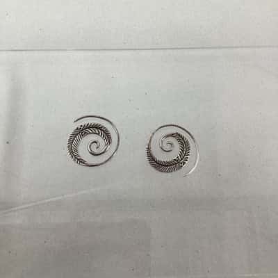  Womens Earrings Silver tone thread thru style 