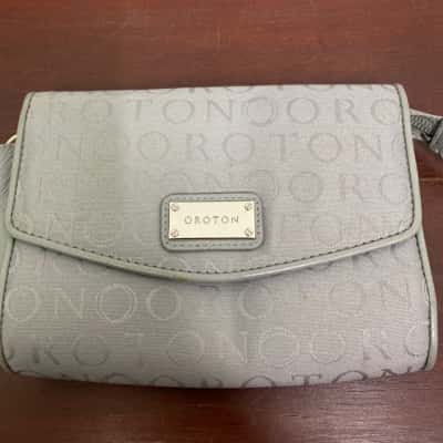 Oroton Womens Purse Grey 