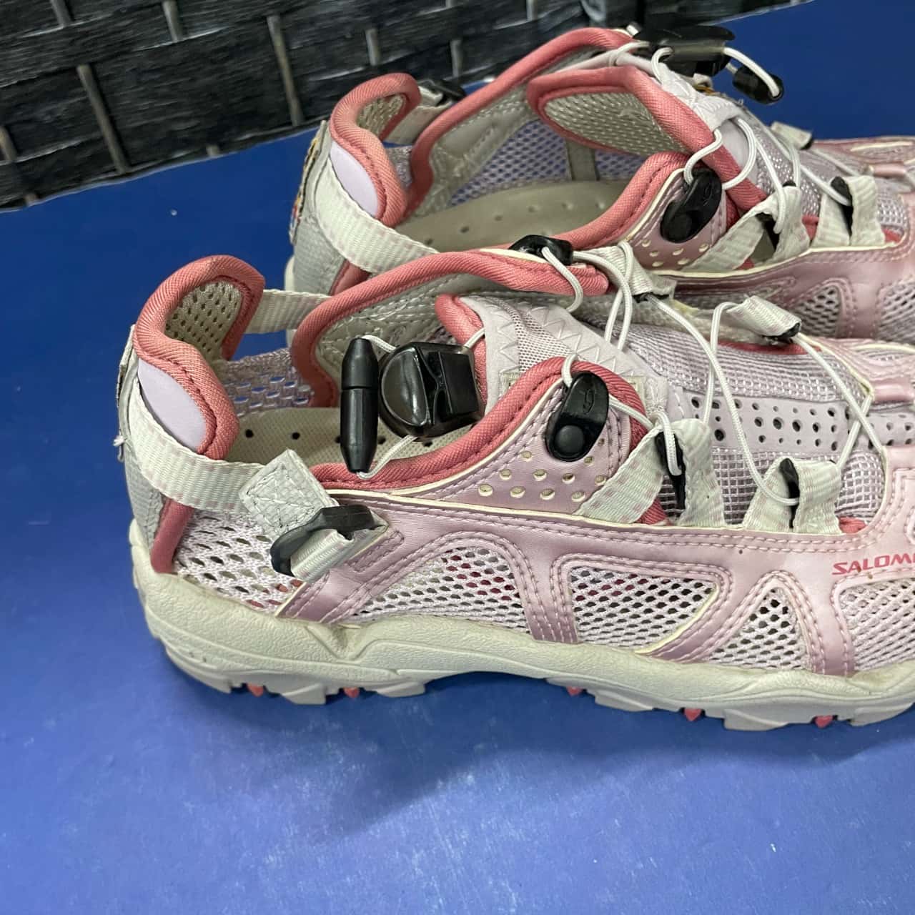 Salomon Womens Size 38 Trainers Pink (s)