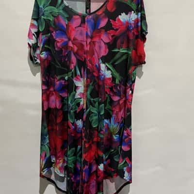 TS Womens  Size 16 Short Sleeve Top Floral 