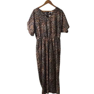 Table Eight Womens  Size 14 Jumpsuit Animal print 