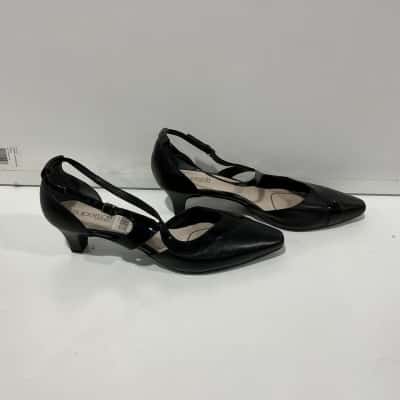 Diana Ferrari Womens  Size 9.5 Heels Black  