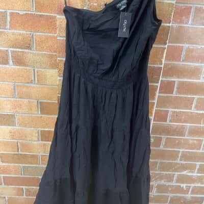 City Chic Womens  Size S Black one Shoulder dress 