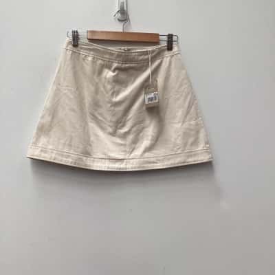 New-The Fated Womens  Size 10 Cream skirt