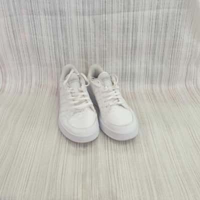 Adidas Women's /White /Lace-up / Trainers/ Sneakers - Size US 7.5 / UK 6