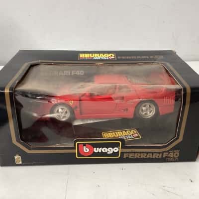 Bburago 1:18 scale die-cast ,odel of a 1987 Ferrari F40