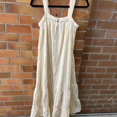 Rip Curl Womens  Size 8 Maxi Dress Beige 