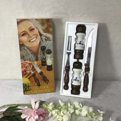 Arcosteel Carving Knife & Fork with White / Blue Floral Ceramic Wooden Salt & Pepper Grinders 