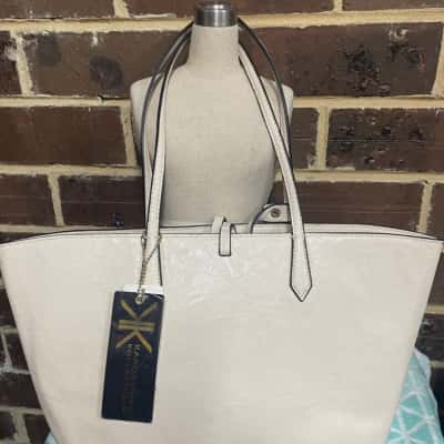Kardashian Kollection Womens Cream & Black Handbag