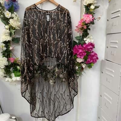 Taking Shape / TS Womens  Size 16 / S Poncho styled top Black  / Gold 