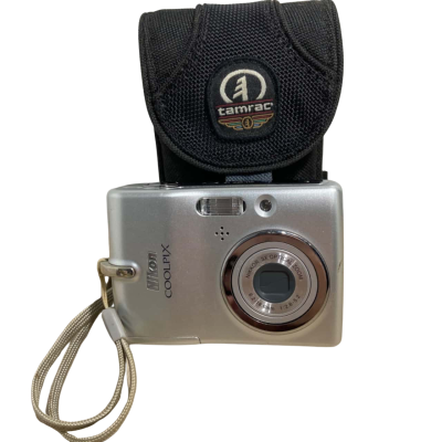 Nikon Coolpix L10 Digital Camera 