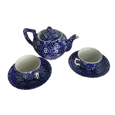 Blue Calico Burleigh Tea pot and 2 Matching Teacups with Saucers. 