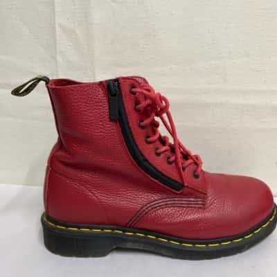 Dr Martens Womens  Size 9 Boots Red 