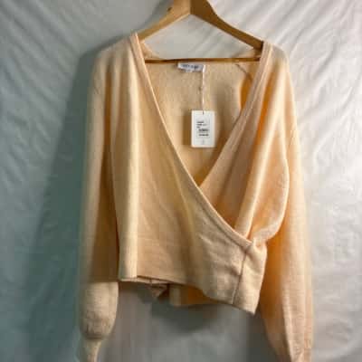 Review Womens  Size 16 Jumper Beige 