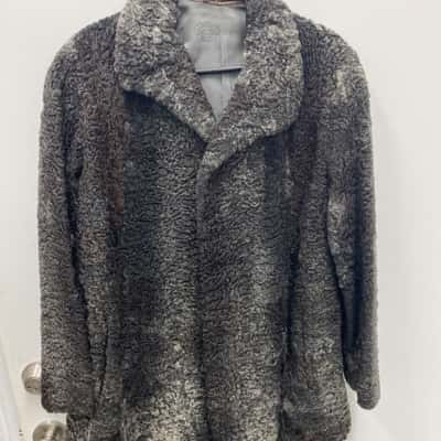  Womens  Size L Winter Coat Black  