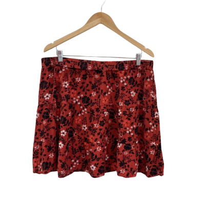 City Chic Womens  Size S Red / Black  / Floral Skirt