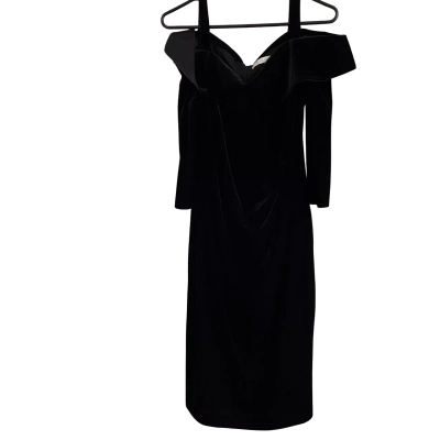Anthea Crawford Womens  Size 14 Off The Shoulder Velour Dress Black  